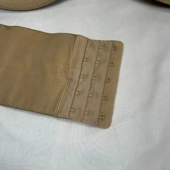 Cacique Size 46C Strapless Underwire Bra 5 Hook Tan Beige Balconette Silicone - Picture 3 of 8